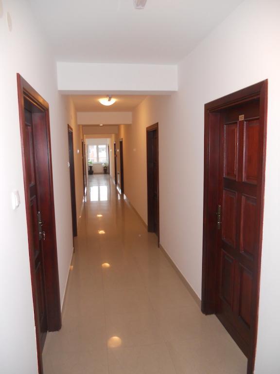 Apartmani Grand Hertz Belgrado Exterior foto
